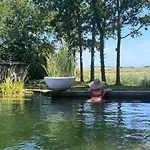 Wiltsangh Texel Tuinsuite Black Bed & Breakfast