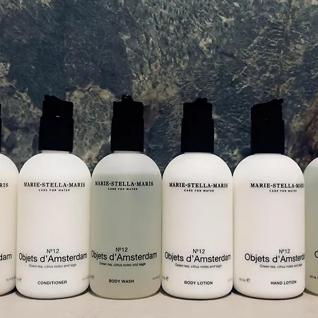 ベッド・アンド・ブレックファスト Wiltsangh Texel Tuinsuite Black